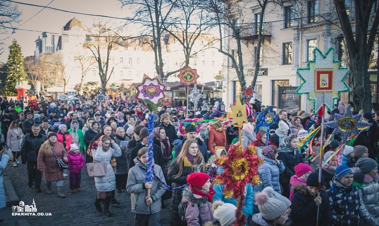 В Одессе верующие УПЦ провели «Парад Рождественских звезд»