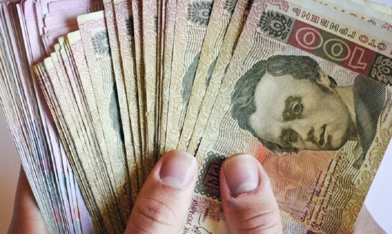 Банки или гособлигации: как украинцам выгоднее инвестировать деньги