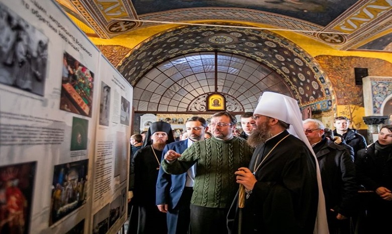 В Киево-Печерской лавре открылась выставка фотографий и документов расстрелянного духовенства ХХ века