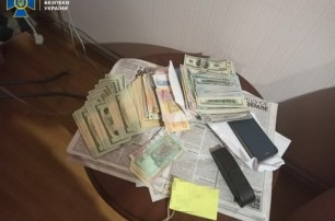 Главный инспектор таможни на Черниговщине задержан на систематическом вымогательстве