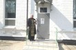 В Запорожской области священник УПЦ освятил временный пункт диагностики на коронавирус