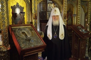 Патриарх Кирилл призвал верующих усилить молитву