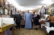 В Киеве верующие УПЦ шьют защитные костюмы для врачей, которые лечат больных коронавирусом