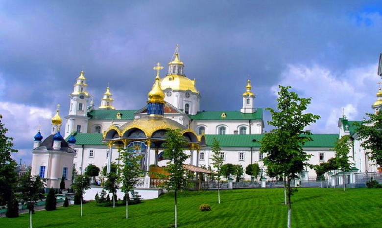 В храме Почаевская Лавра