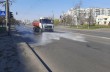 Улицы Киева моют полсотни машин