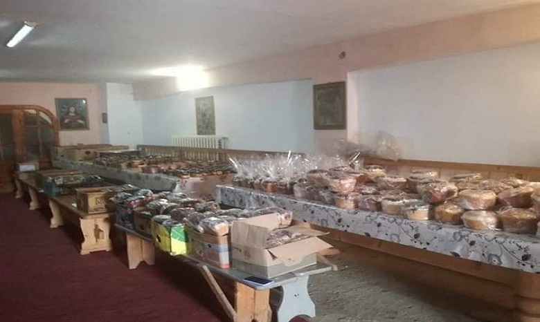 На Закарпатье православная молодежь подготовила для нуждающихся 11 тыс куличей и 5 тыс писанок