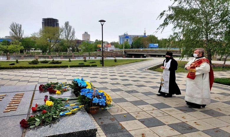 В УПЦ молились о жертвах и ликвидаторах Чернобыльской катастрофы