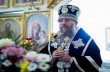 Митрополит Антоний призвал власть найти виновных в избиении верующих УПЦ на Буковине