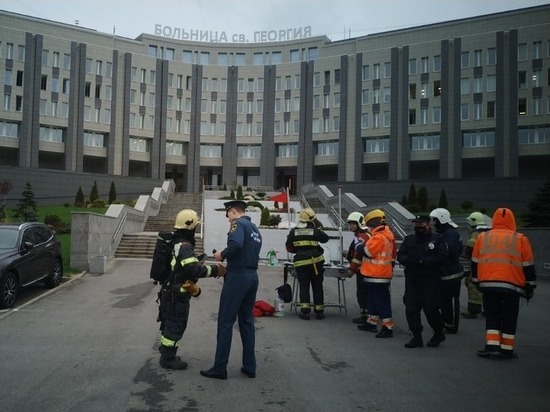 Патриарх Кирилл молится о пострадавших при пожаре в больнице в Санкт-Петербурге