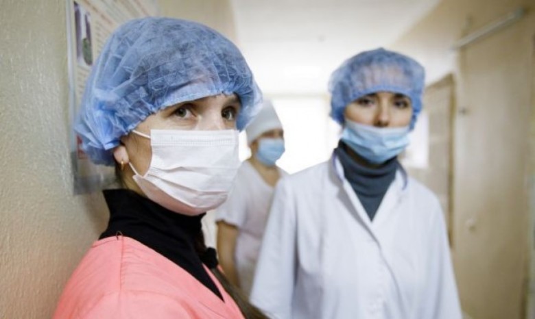 Больницы в рыночных условиях: станут ли власти "сворачивать" медреформу