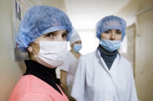 Больницы в рыночных условиях: станут ли власти "сворачивать" медреформу