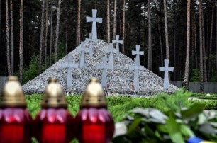 Во всех храмах УПЦ 17 мая будут молиться о жертвах политических репрессий