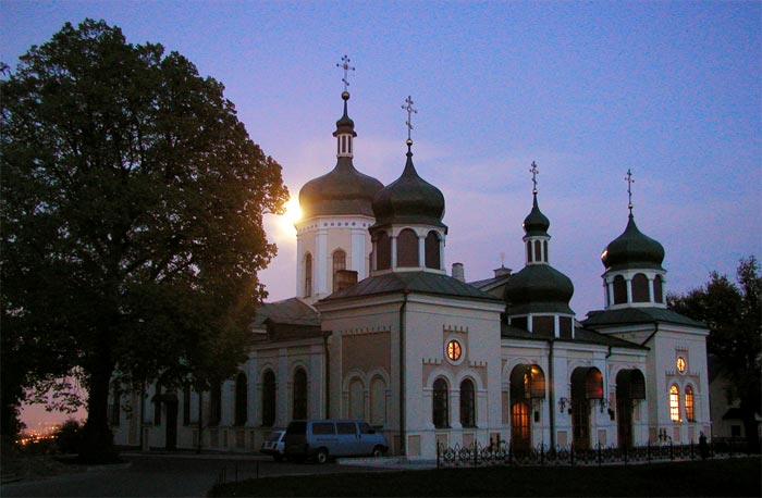 Ионинский монастырь в Киеве могут открыть через неделю