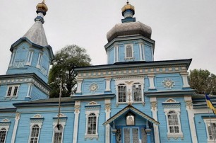 На Винниччине активисты ПЦУ пытаются захватить храм УПЦ в Луке-Мелешковской