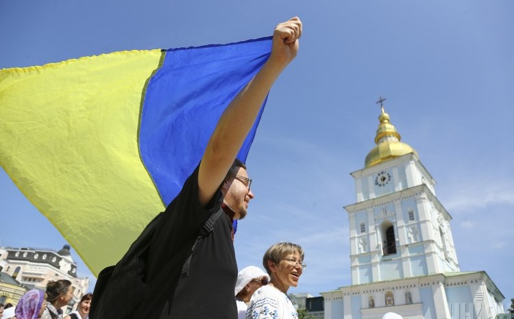 Украина стала частью религиозного эксперимента, контролируемого Западом - эксперт