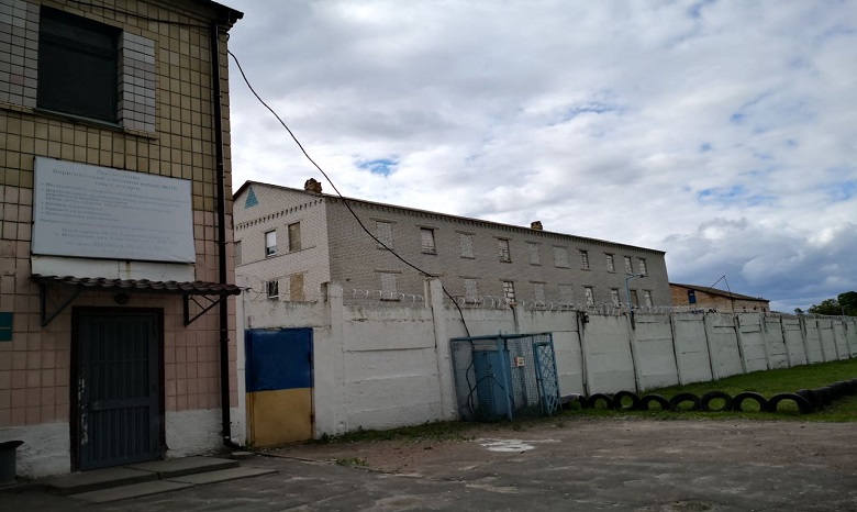 Киевские духовные школы передали 2 тонны продуктов Бориспольской колонии