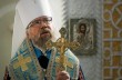 Митрополит Августин назвал «похоронами чести украинцев» реакцию патриотов на осквернение «Родины-матери» флагом ЛГБТ