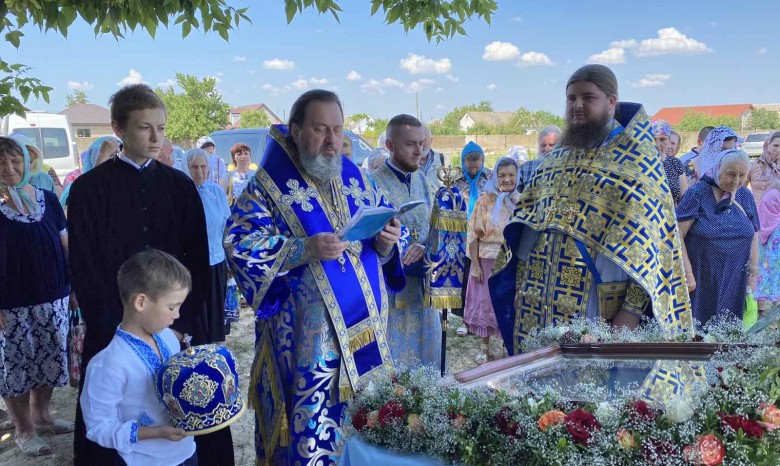 На Херсонщине верующие УПЦ почтили Алешковскую икону Богородицы
