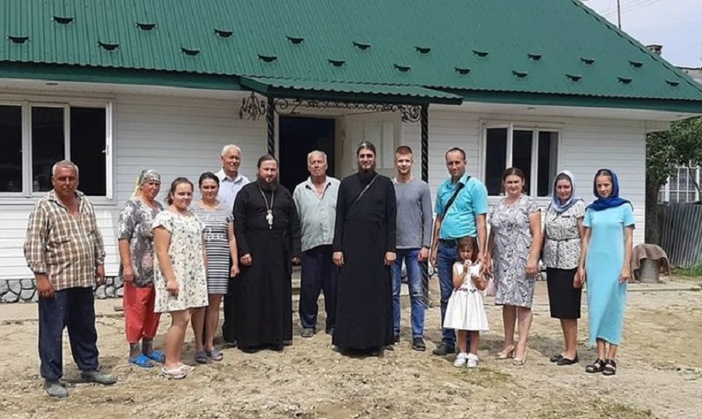 На Буковине общины УПЦ помогли пострадавшим от наводнения