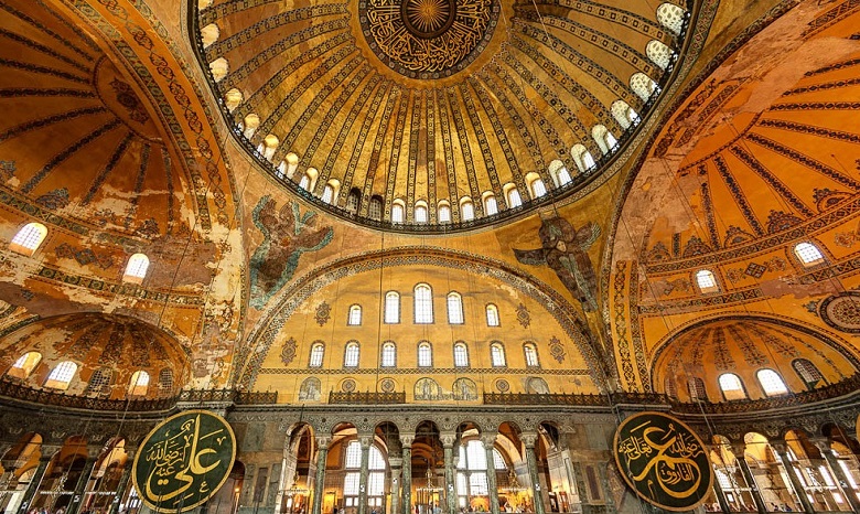 Патриарх Кирилл считает желание Эрдогана сделать из Софии мечеть угрозой для всего мирового Православия