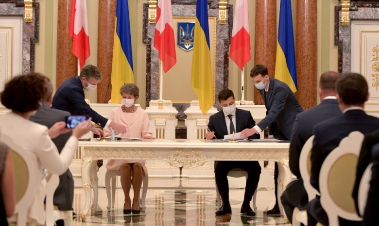 Президенты Украины и Швейцарии подписали меморандум о партнерстве