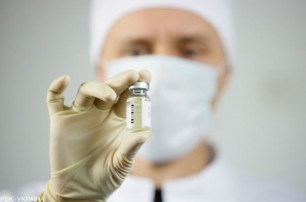 Острая конкуренция: как мир создает и будет делить вакцину от коронавируса