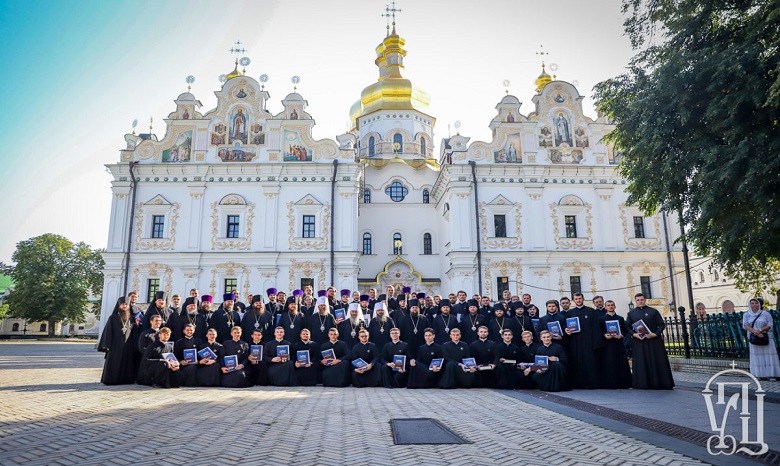 В Киевских духовных школах в этом году - 70 выпускников