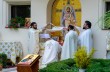 Патриарх Румынии объяснил, почему священники преклоняют колени перед Престолом в алтаре