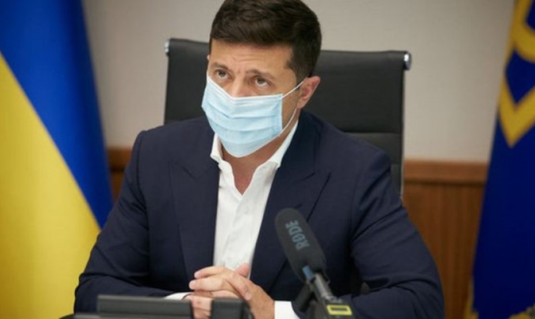 Зеленский подписал закон, который вводит штрафы за пребывание в общественных зданиях без масок