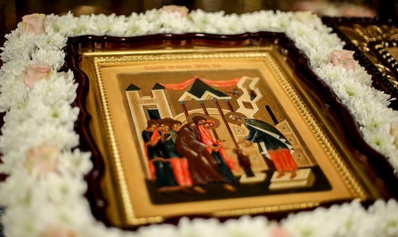 В Киево-Печерской лавре в праздник Введения Богородицы состоится 7 литургий