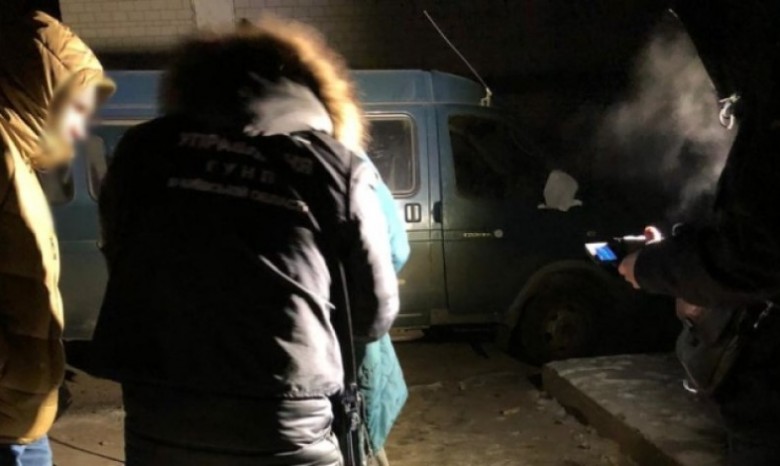 На Киевщине злоумышленник бросил в полицейских гранату и открыл стрельбу