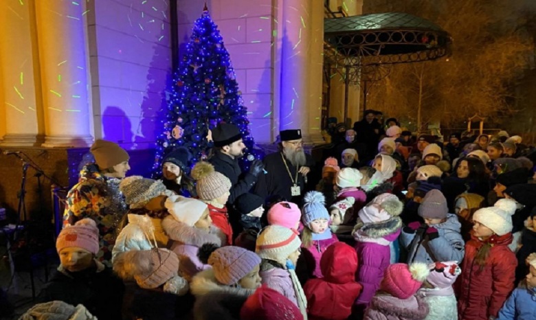 В Запорожье более 700 детей получили подарки от УПЦ