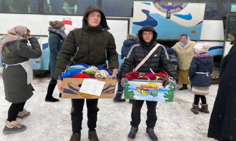 Харьковская епархия УПЦ передала гуманитарную помощь погорельцам Луганщины