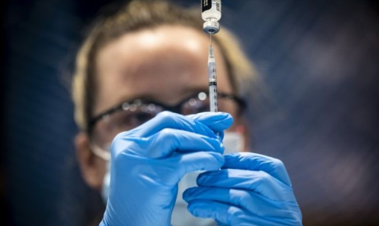 Старт вакцинации: кого и как в Украине будут прививать от коронавируса