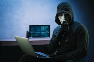 Война вирусов. Готова ли Украина к кибератакам и что грозит "цифровому государству"