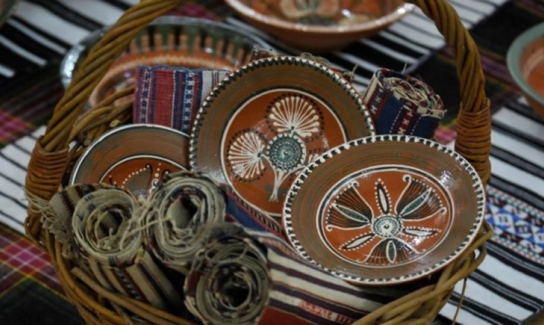 В Виннице открылась выставка уникальной бубновской керамики
