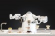 В Китае создали робота, который заваривает кофе без вмешательства человека