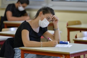 Обратно в школу. Смогут ли дети в Украине учиться, как до карантина
