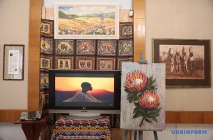 В Киеве открыли выставку ко Дню Африки