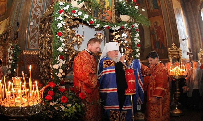 В Черкассах верующие УПЦ отметили день памяти преподобномученика Макария и новомучеников Черкасских