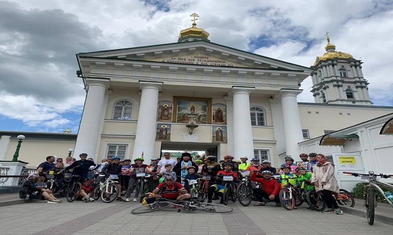 Велопаломничество Киев – Почаев: Верующие УПЦ преодолели 450 км с молитвой за Украину