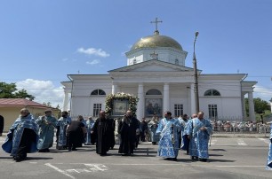 В Херсоне верующие УПЦ прошли крестным ходом с чудотворной Касперовской иконой Богородицы