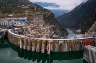 В Китае запустили вторую в мире по мощности ГЭС