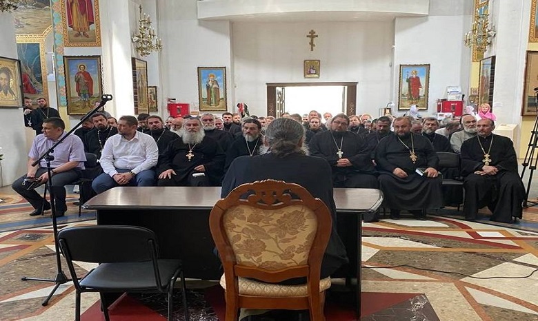 В Запорожье священники УПЦ искали пути решения семейных проблем