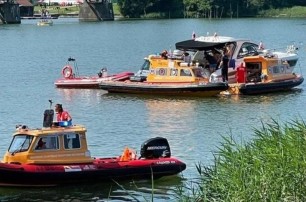 В Польше вертолет с украинцами упал в озеро