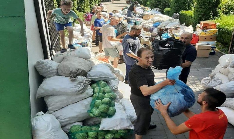 В Святогорскую лавру прибыл гуманитарный груз от православных УПЦ Винничины