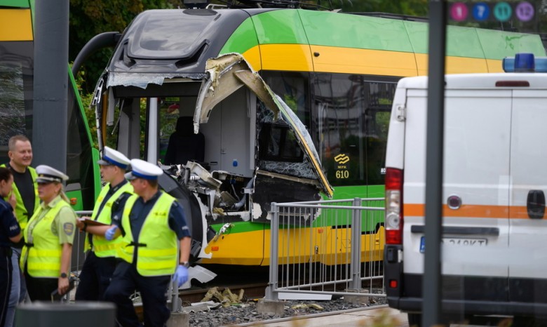 В Познани столкнулись трамваи, десятки пострадавших
