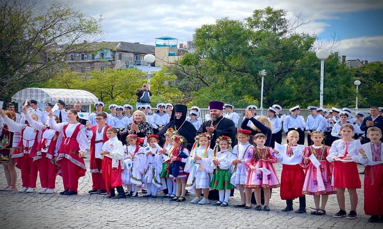 В Одессе при поддержке УПЦ провели флешмоб за мир