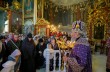В Киево-Печерской лавре верующие УПЦ празднуют Воздвижение Креста Господнего