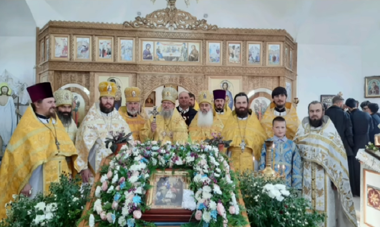 На Буковине освящен храм УПЦ вместо захваченного ПЦУ
